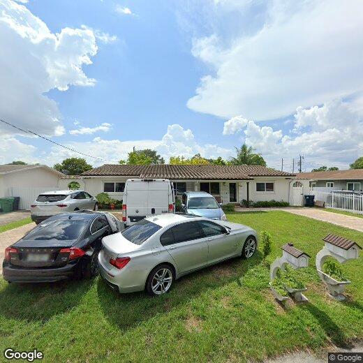 310 SW 76th Ct Unit 1, Miami, FL 33144 Room for Rent in Miami, FL