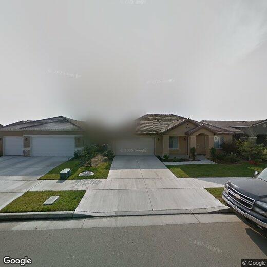 Foto principal - 3 bedroom 2 bathroom in NW Visalia!