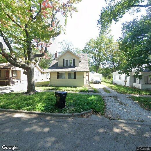 Primary Photo - 1106 N Hickory St