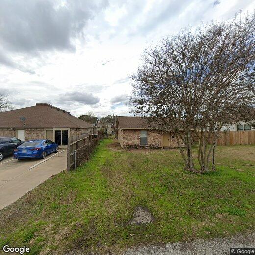 Foto principal - 704 S 10th St