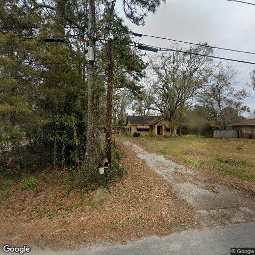 Primary Photo - 114 Sutherland Dr