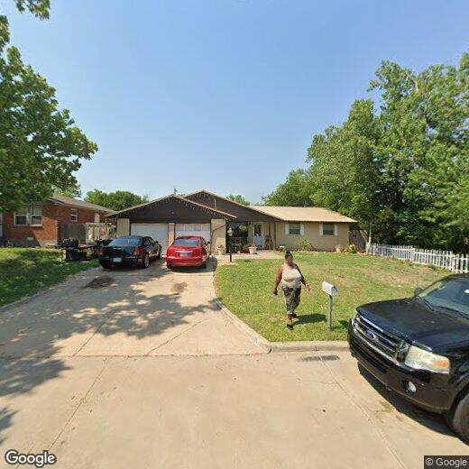 Primary Photo - 5705 NW Ash Ave