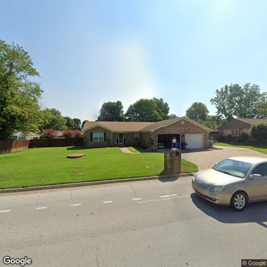 Primary Photo - 801 S Phoenix Ave
