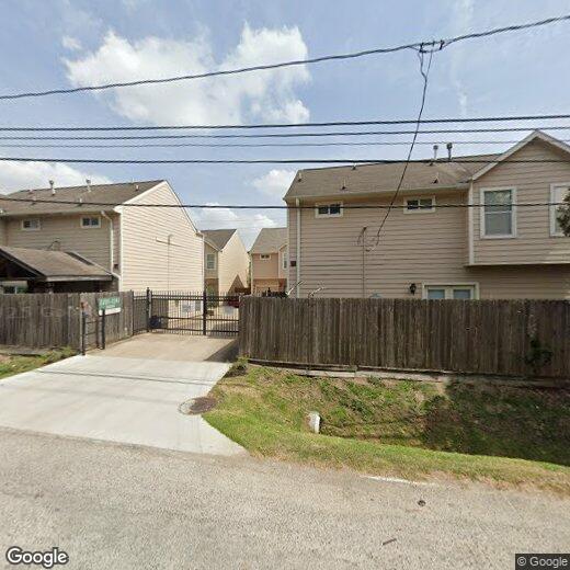 Foto principal - 2237 Naomi St