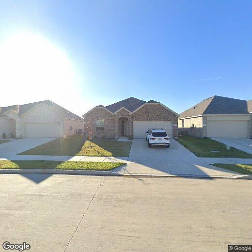 Foto principal - 5036 Waterway Dr