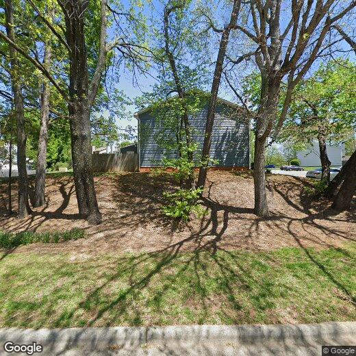 Primary Photo - 905 Shelby Dr