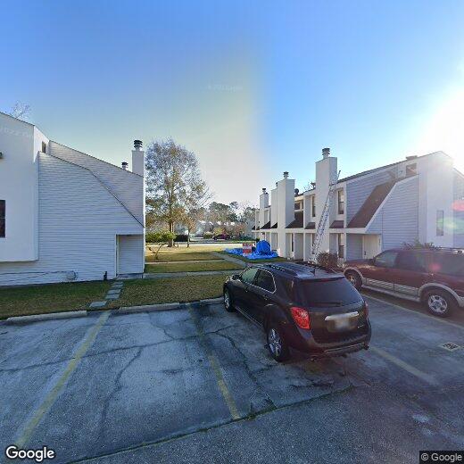 Primary Photo - 332 Mariners Blvd