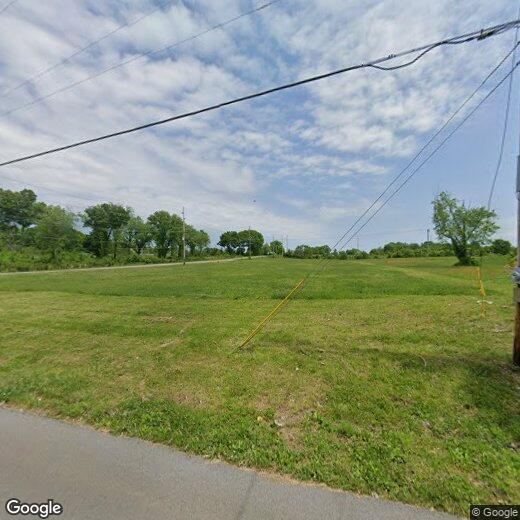 Primary Photo - 112 Old Lovers Ln