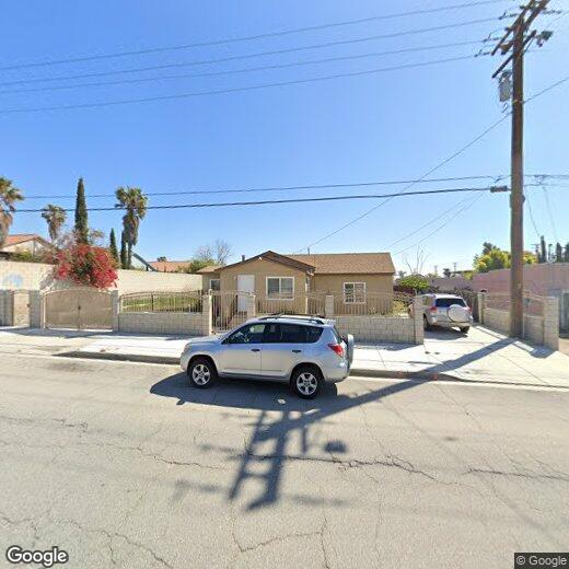 Primary Photo - 8457 Hemlock Ave