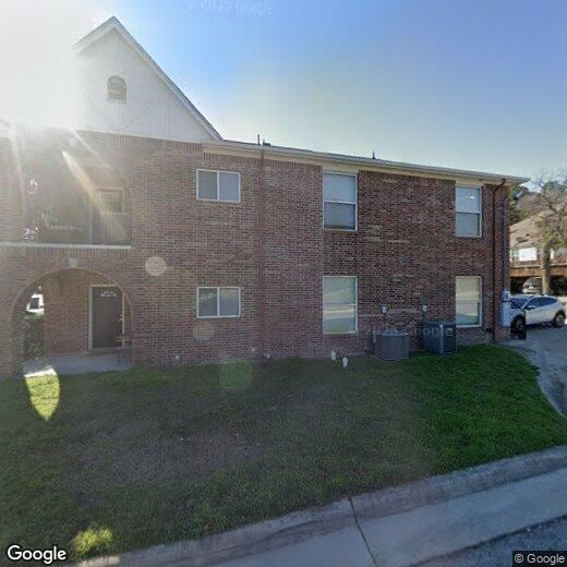 Foto principal - 2700 McCart Ave