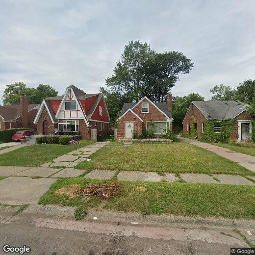 Primary Photo - Beautiful Bungalow Style West Side of Detroit