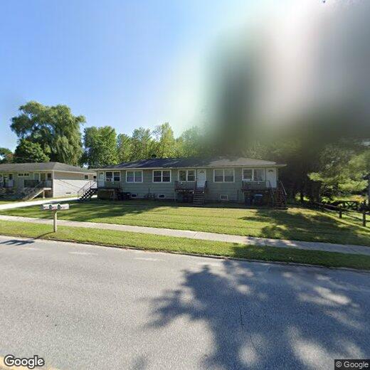 Primary Photo - 221 Harbor Rd