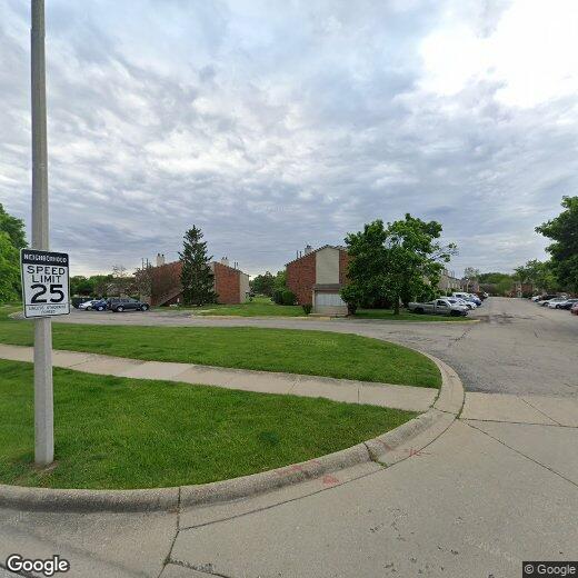 Primary Photo - 1605 Country Lakes Dr