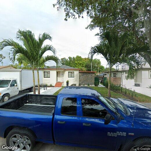 Foto principal - 6541 SW 18th St