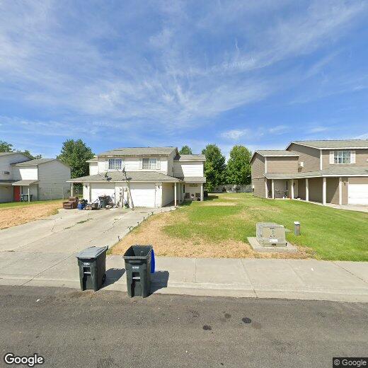 Primary Photo - 718 NW Sunburst Ct