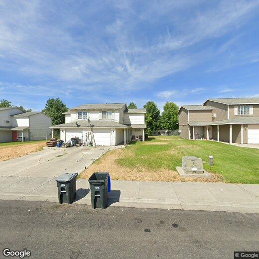 718 NW Sunburst Ct, Moses Lake, WA 98837 Room for Rent in Moses Lake, WA