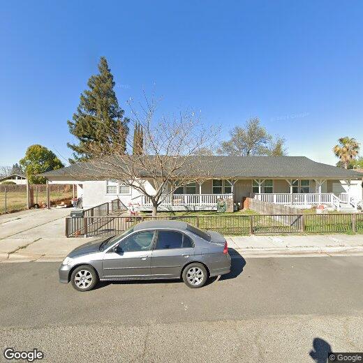 Primary Photo - Duplex unit with 3 beds and 2 baths