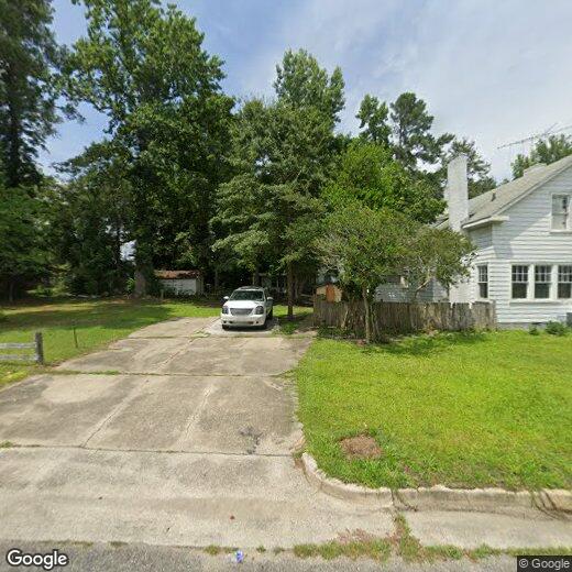 Primary Photo - 1100 Pollock St