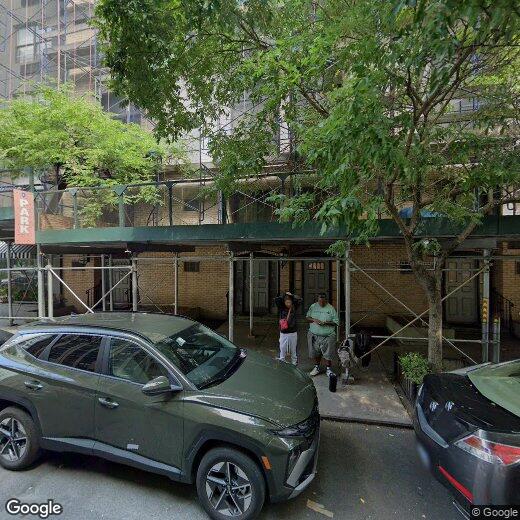 Primary Photo - 225 E 24th St