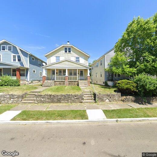 Primary Photo - 1206 Oakwood Ave