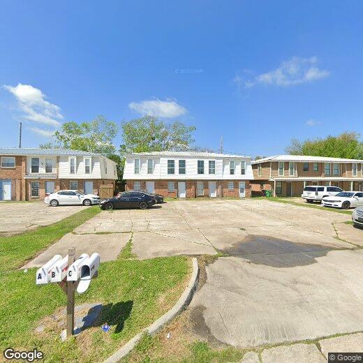 Foto principal - 231 Belle Terre Blvd