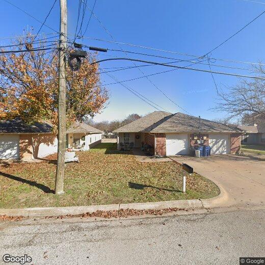 Primary Photo - 153 Page St