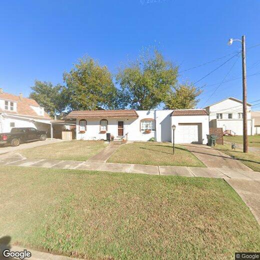 303 S Morton Ave, Okmulgee, OK 74447 House Rental in Okmulgee, OK