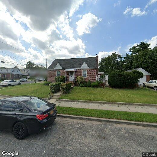 Primary Photo - 182 Circle Dr E