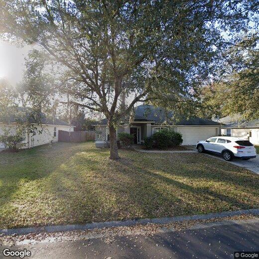 Foto principal - 13996 Crestwick Dr W