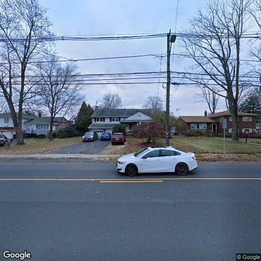 Primary Photo - 136 North Ave