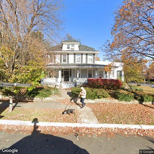 Primary Photo - 1401 Emerson St NW