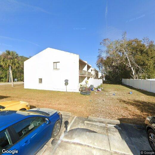 Primary Photo - 15 Florida Park Dr N