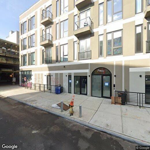 Primary Photo - 923 Broadway