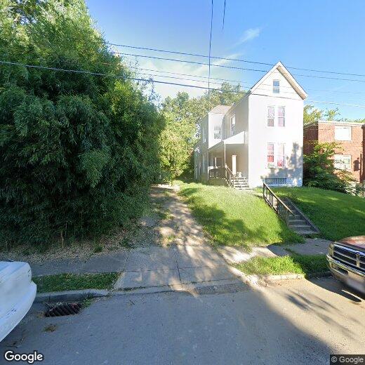 Primary Photo - 1055 Winfield Ave