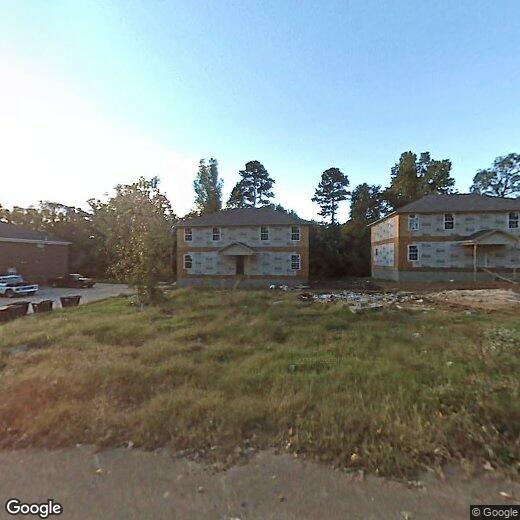 Primary Photo - 120 E Carthage Ave