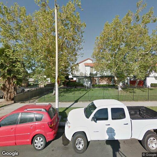 Primary Photo - 1208 S Cypress Ave