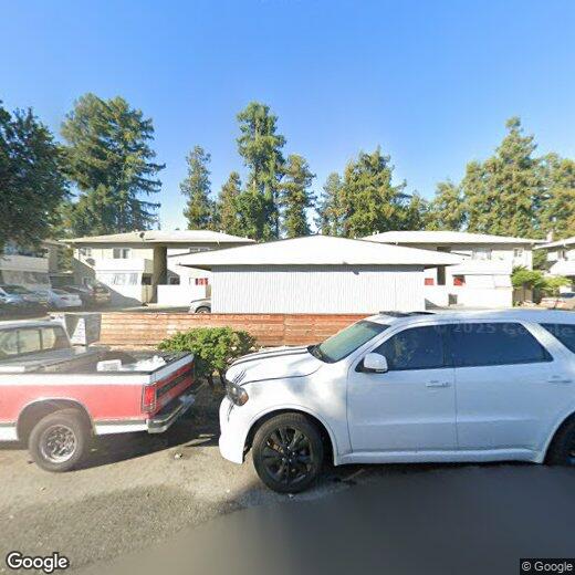 Primary Photo - 963 Ravenscourt Ave