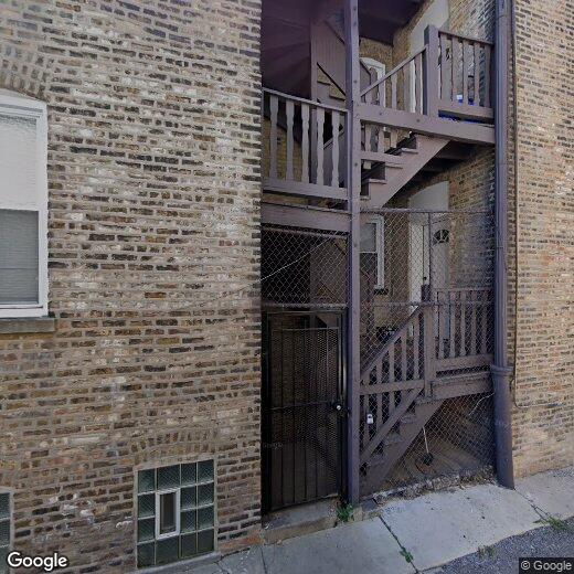 Foto principal - 1743 W Addison St