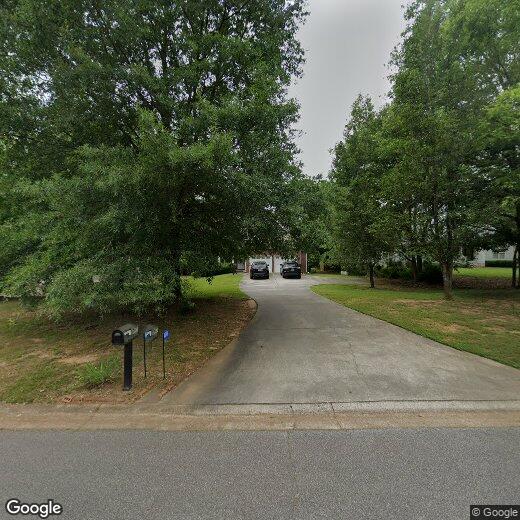 1693 4 Lakes Dr, Madison, GA 30650 House Rental in Madison, GA