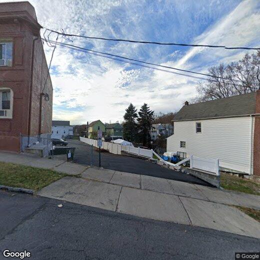 Primary Photo - 730 N Main St