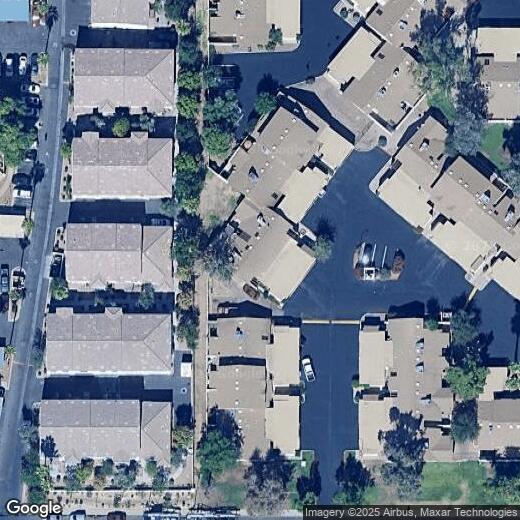 Primary Photo - 4562 W Maryland Ave