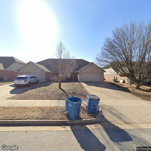 Primary Photo - 3003 SW Deerfield Blvd