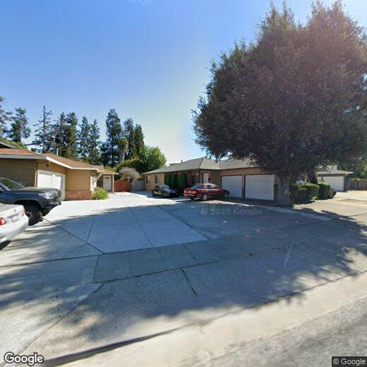 Primary Photo - 516 N Fair Oaks Ave