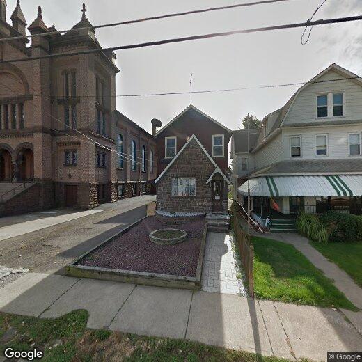 Primary Photo - 43 Manhattan St