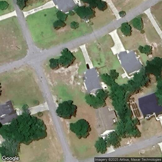 Foto principal - 204 Shellbank Dr