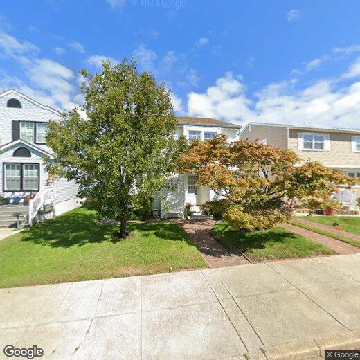 Primary Photo - 245 40th St S