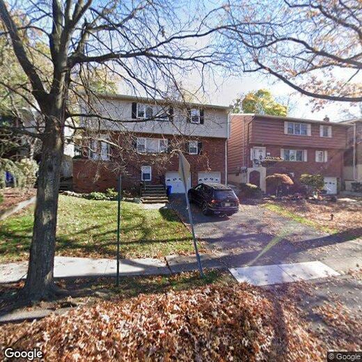 Primary Photo - 508 Oak St
