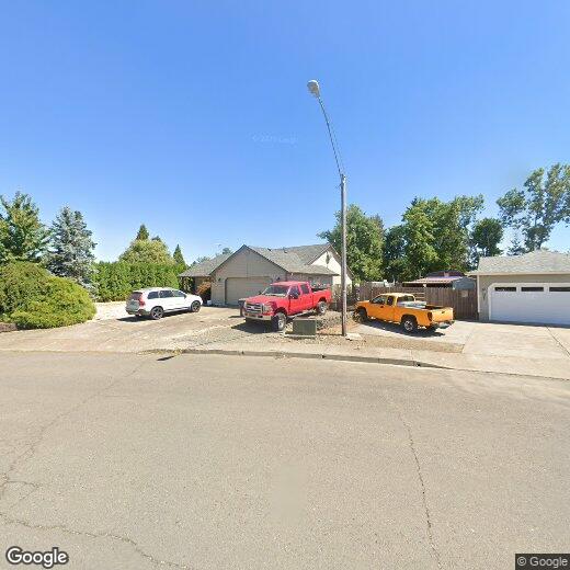 Primary Photo - 680 N 8th St