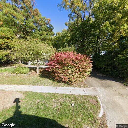 Foto principal - 908 N Broadway Ave