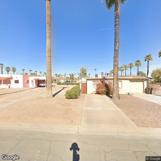 Foto principal - 809 N Gilbert Ave
